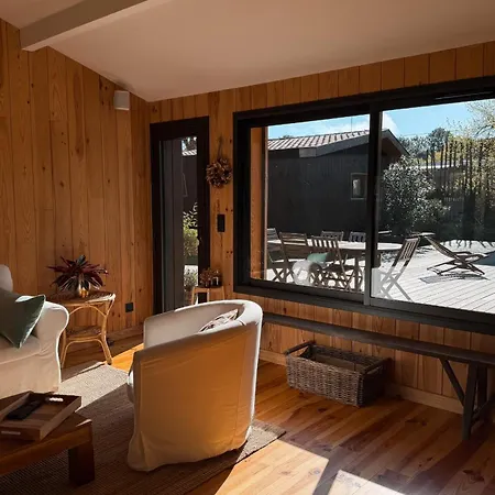Celine With Private Pool For 6 People In Villa Andernos-les-Bains