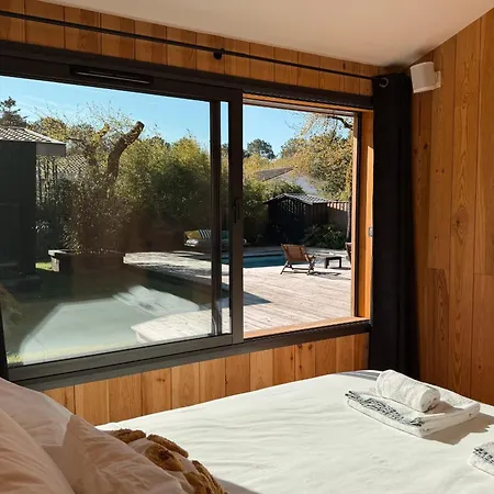 Celine With Private Pool For 6 People In Villa Andernos-les-Bains
