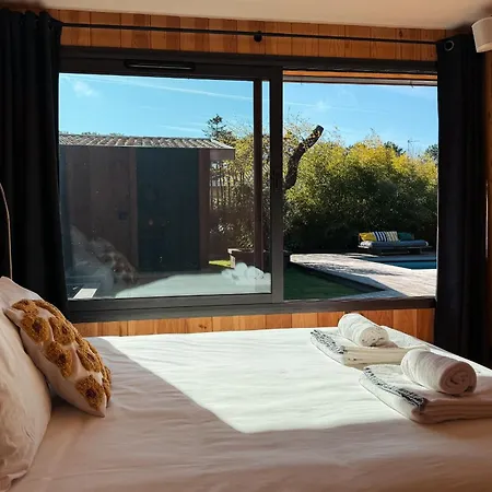 Celine With Private Pool For 6 People In
