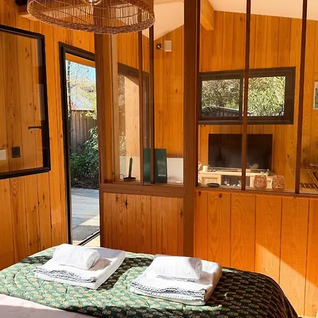 Celine With Private Pool For 6 People In *
